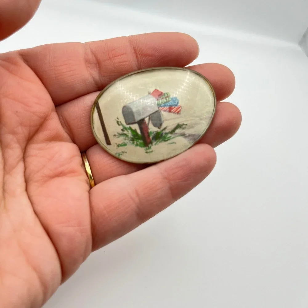 Vintage Christmas Snowman and Mailbox Eye Glass Brooch Pin‎ Set Winter Holiday